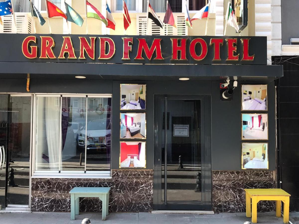 Grand Fm מלון
